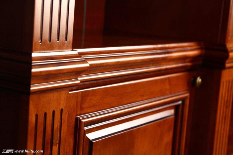 Хујингрубасиц Познавање намештаја